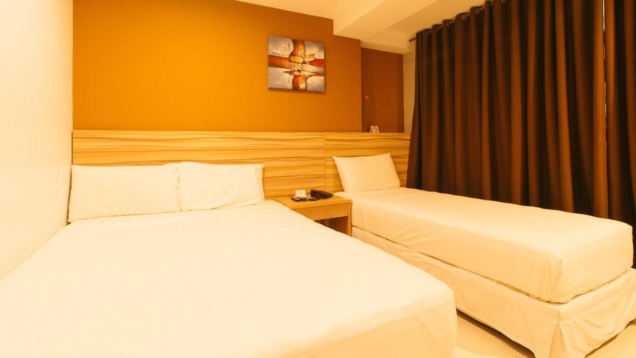 Guijo Suites Makati Makati City Exterior photo