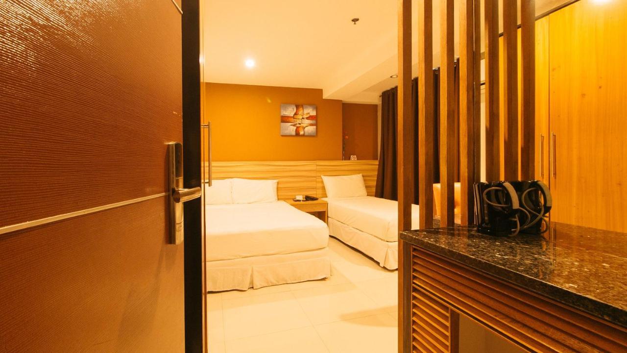 Guijo Suites Makati Makati City Exterior photo