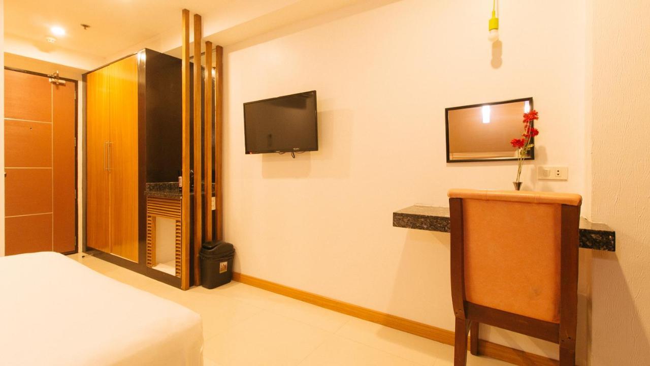 Guijo Suites Makati Makati City Exterior photo